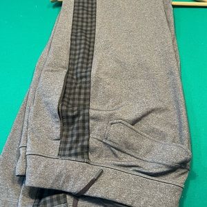 Men’s large lulu pants